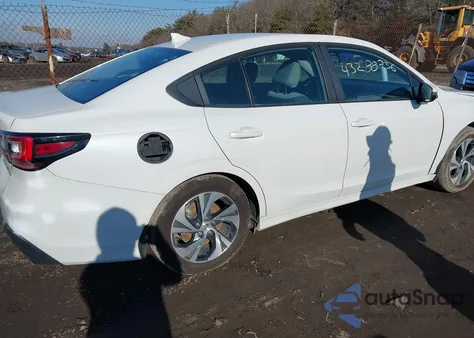 2024 Subaru Legacy Premium из США, поврежденный, VIN 4S3BWAF6XR3020504